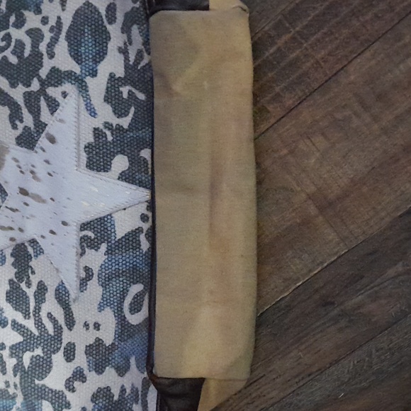 Myra Bag Camo + Foiled Cowhide Star Tote Bag - Picture 3 of 5